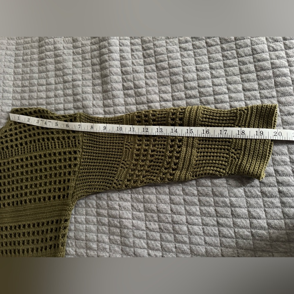 Old Navy Khaki Open-Knit Sweater - Picture 7 of 7
